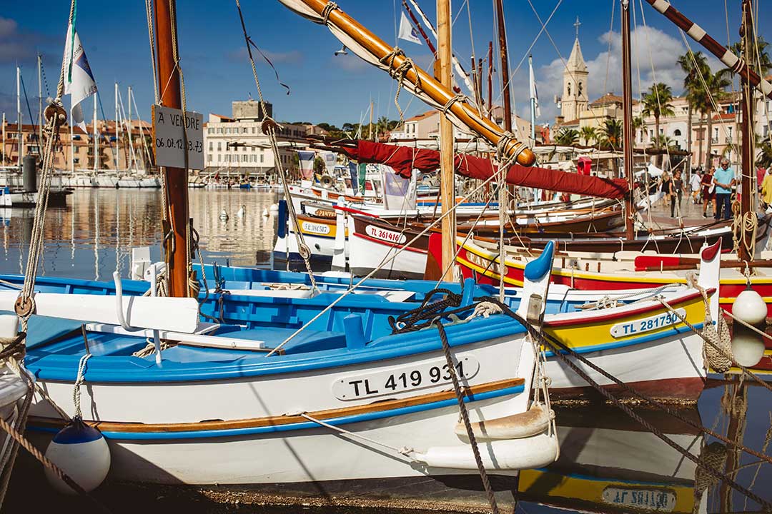 Bateaux de petite pêche dans le Port de Sanary - photo Didier Laget